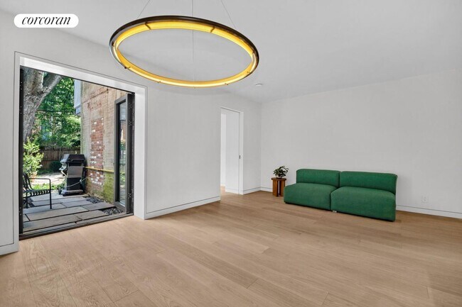 Foto del edificio - 421 6th St
