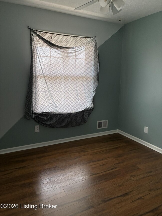 Building Photo - 3307 Chinquapin Ln