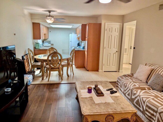 Foto del edificio - 2320 E Bell Rd