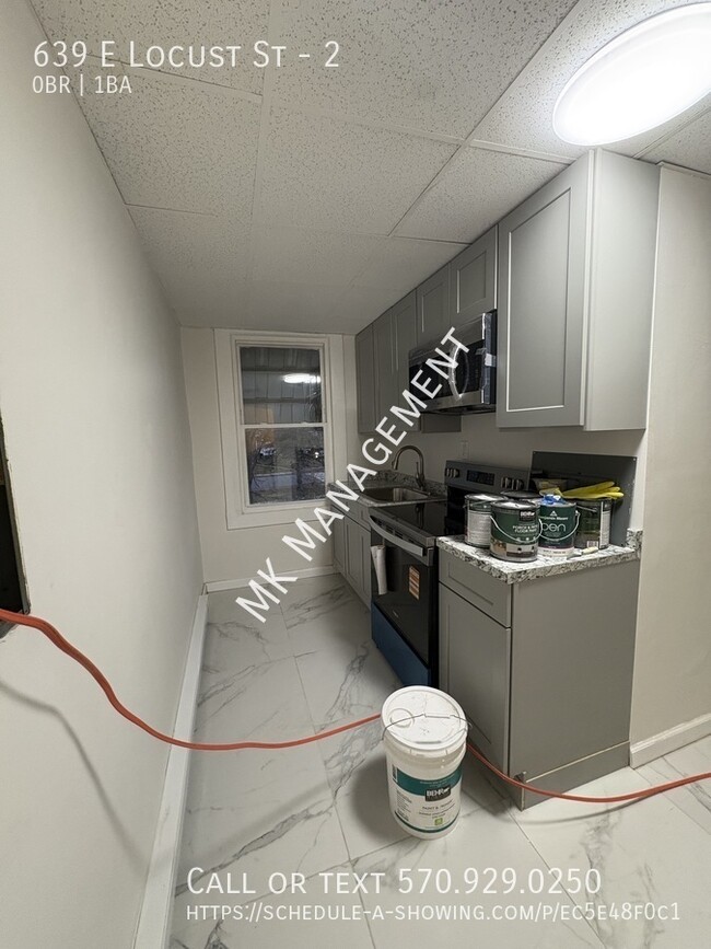 Building Photo - 639 E Locust St