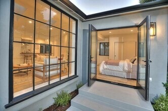 Building Photo - 436 W Valerio St