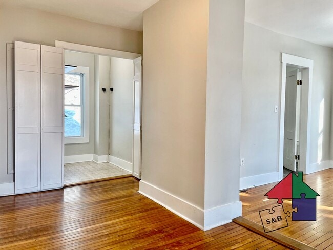 Photo - 32 Hall St Apartment