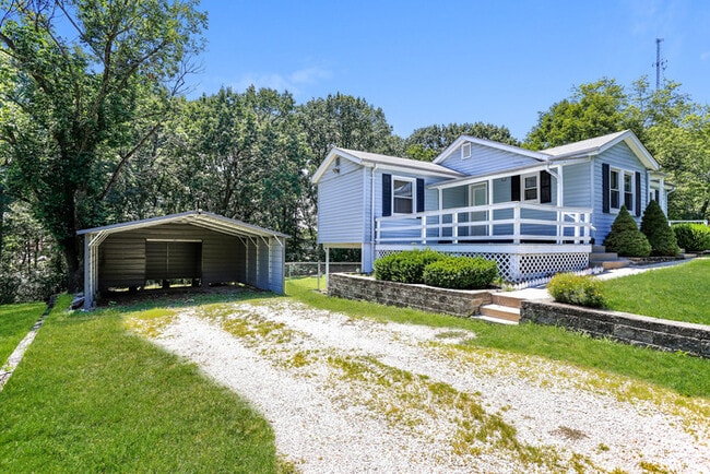 Building Photo - 5208 Roberta Dr