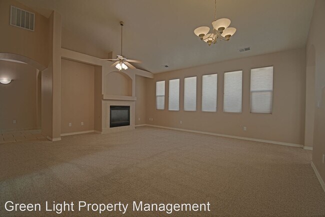 Foto del edificio - 3 br, 2 bath House - 9028 Village Ave