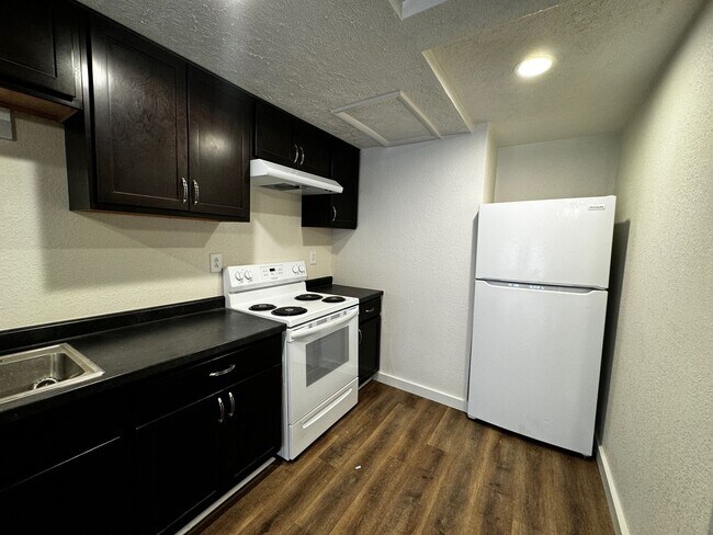 Foto del edificio - 601 W Franklin St