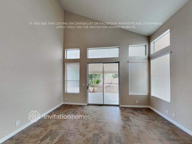 Foto del edificio - 7308 N Mountain Thicket St