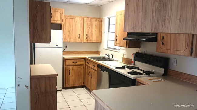 Foto del edificio - 3 bedrooms near the beach