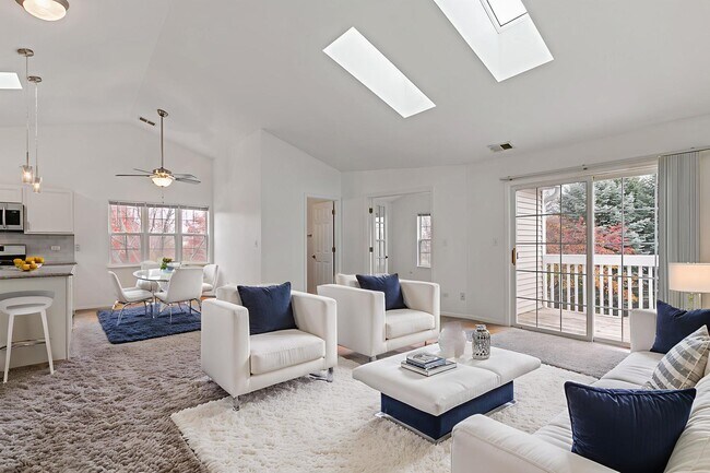 Building Photo - 2604 Sheehan Ct