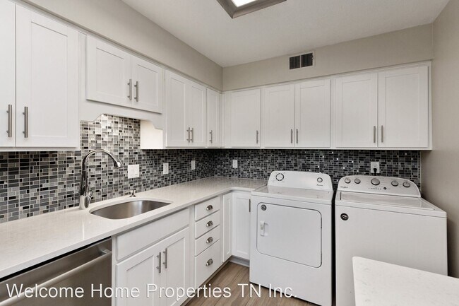 Foto del edificio - 2 br, 2 bath House - 5324 Edmondson Pike U...
