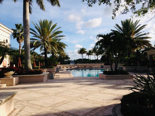 Foto del edificio - 3022 Alcazar Pl