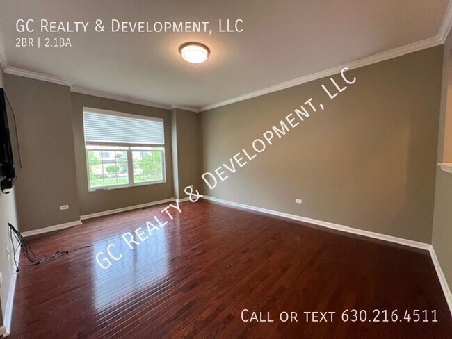 Building Photo - ***MAYFAIR SUBDIVISION - NAPERVILLE / DIST...