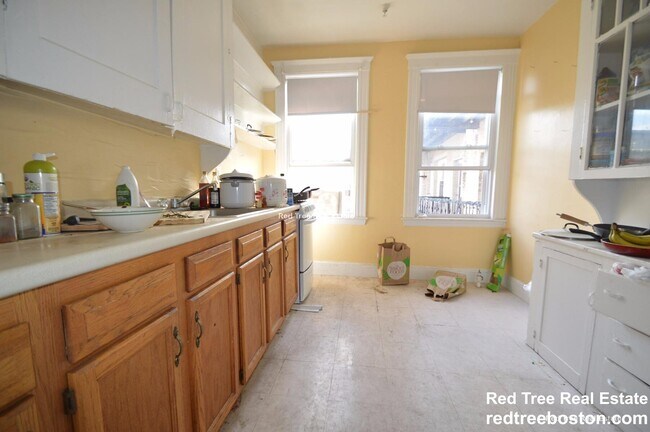 Foto del edificio - 1630 Commonwealth Ave