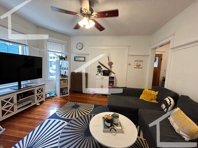 Foto del edificio - Large, 3 bed in Oak Square