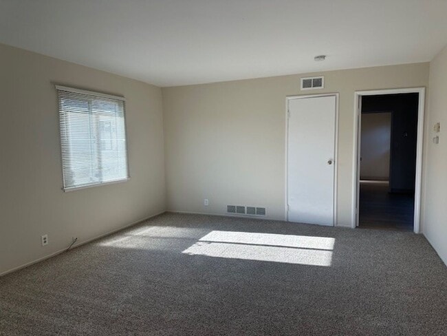 Foto del edificio - 55-1909