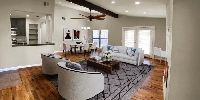 Cathedral Ceiling - 6723 Eastridge Dr