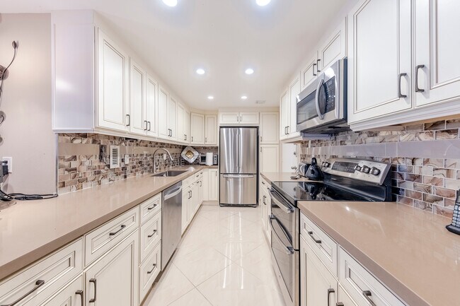 4250 Galt Ocean Dr photo'