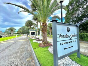 Building Photo - 8000 Fairview Dr