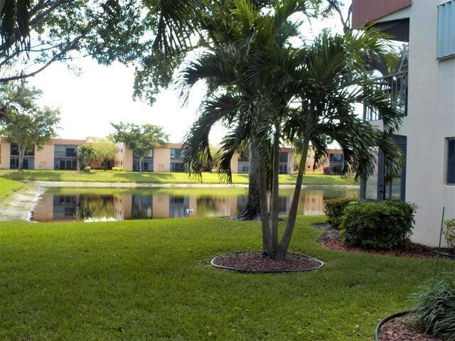 Foto del edificio - 15036 Ashland Ln