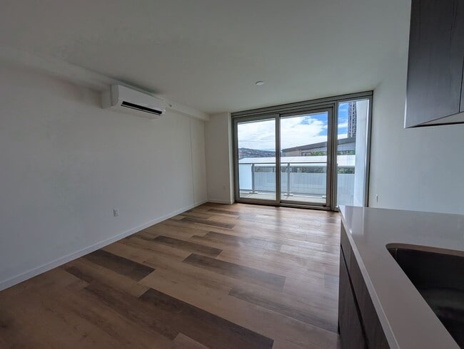 Foto del edificio - The Park on Keeaumoku brand new studio apartment
