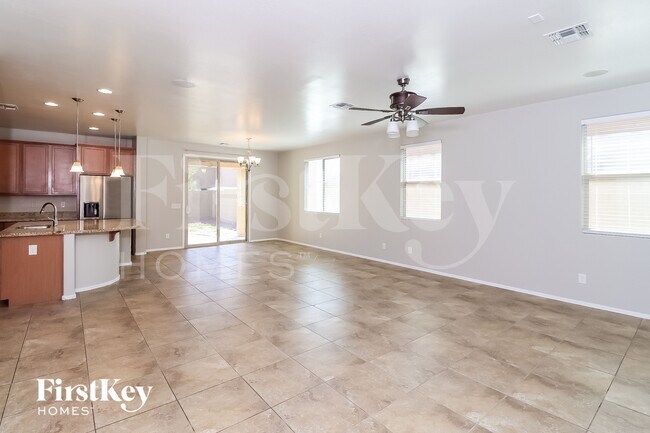 Foto del edificio - 5027 W St Catherine Ave