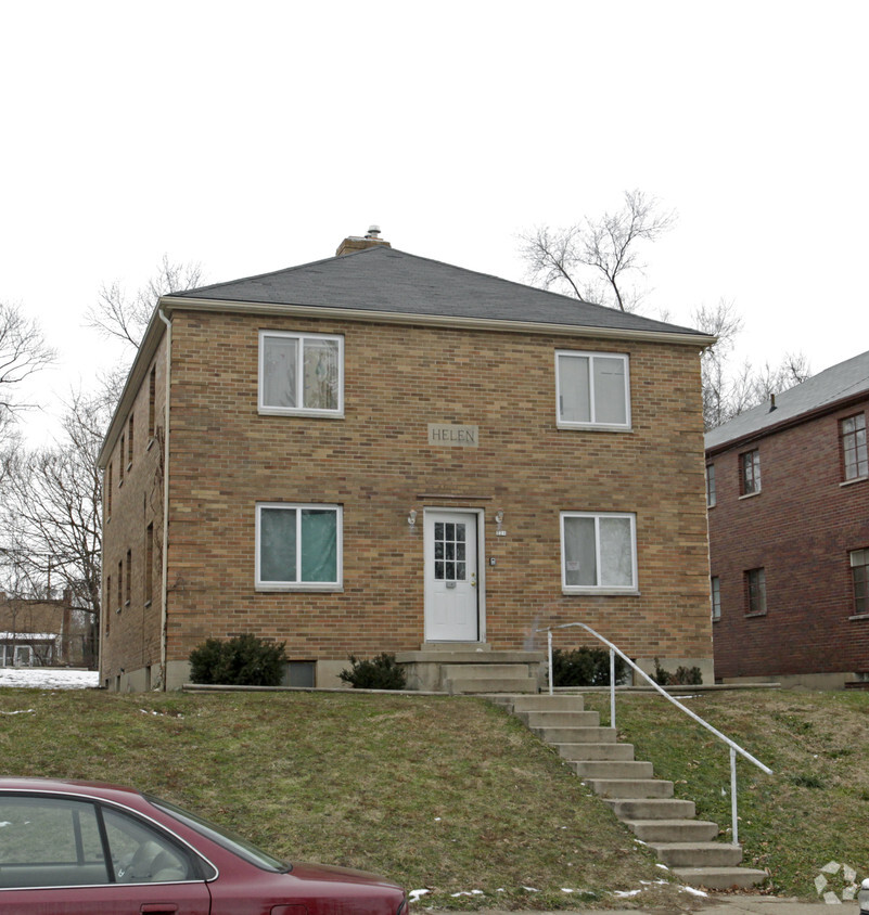 Primary Photo - 221 Ryburn Ave