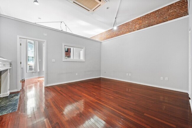 Foto del edificio - 169 Beacon St