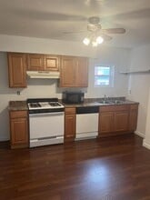 Building Photo - 3805 Howley St