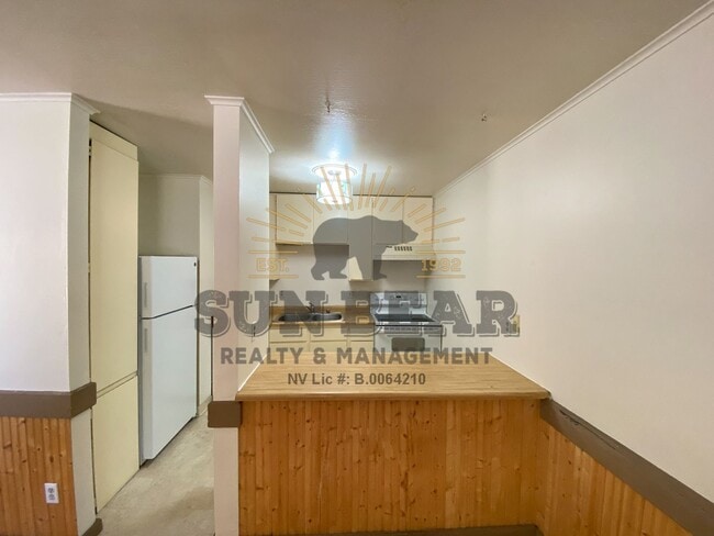 Building Photo - 1 Bedroom in Incline Village!