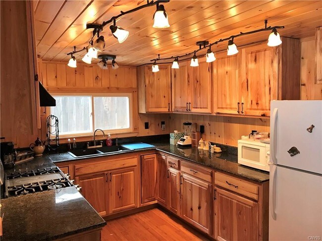 Foto del edificio - 4301 Lake View Rd