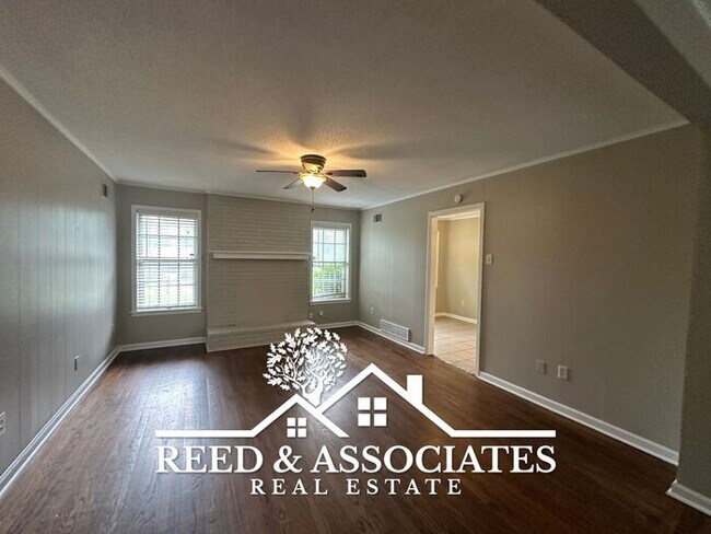 Foto del edificio - Charming Raleigh Home