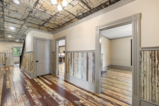 Foto del edificio - 479 W Park St