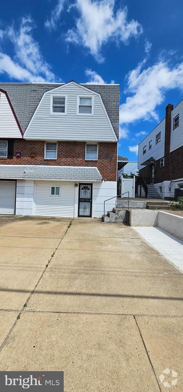 Building Photo - 2763 Welsh Rd
