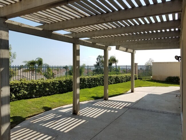 Building Photo - Beautiful Mountain Views in Foothill Ranch - Quiet Cul De Sac  3bd 2.5 ba home