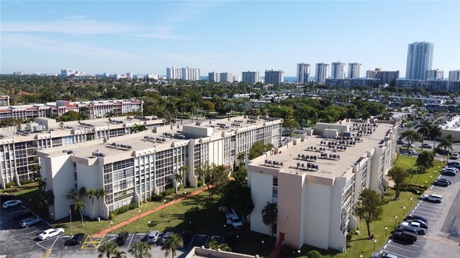Building Photo - 851 Three Islands Boulevard
