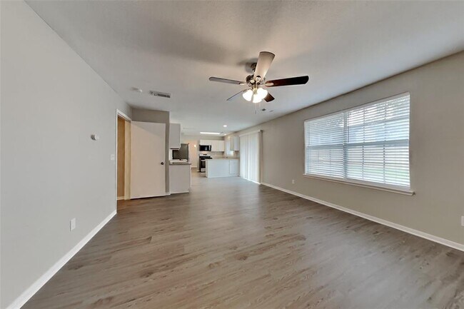 Building Photo - 1031 Cascade Creek Dr