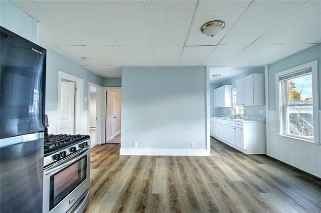 Foto del edificio - 68 Division St