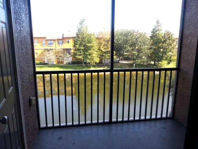 Foto del edificio - 6141 Metrowest Blvd