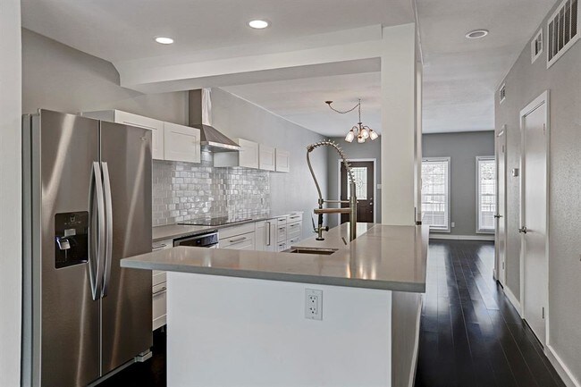 Foto del edificio - 1802 Stoney Brook Dr