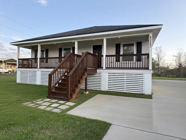 Building Photo - 45263 Stringer Bridge Rd