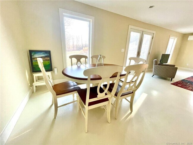 Foto del edificio - 175 Arch Bridge Rd