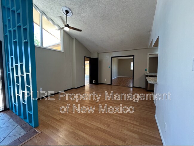 Foto del edificio - 3509 N Dustin Ave
