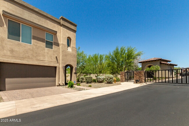 Building Photo - 7508 E Via De Luna Dr