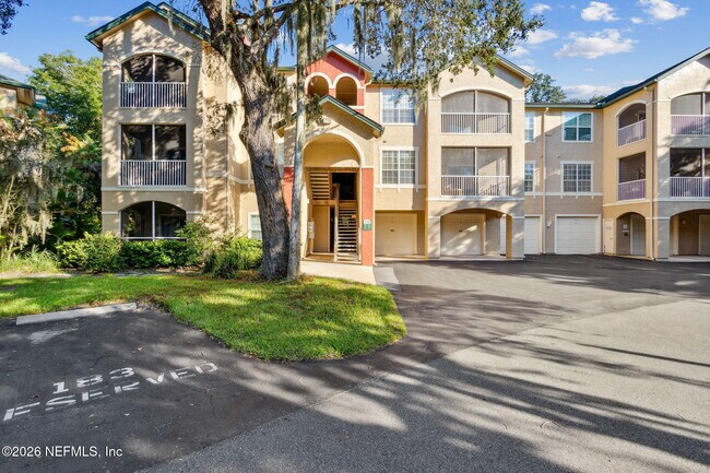 Foto del edificio - 130 Veracruz Dr