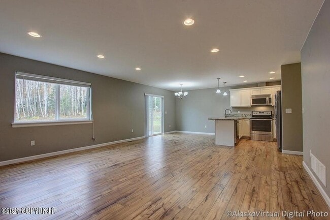 Building Photo - 4730 Mainsail Ave