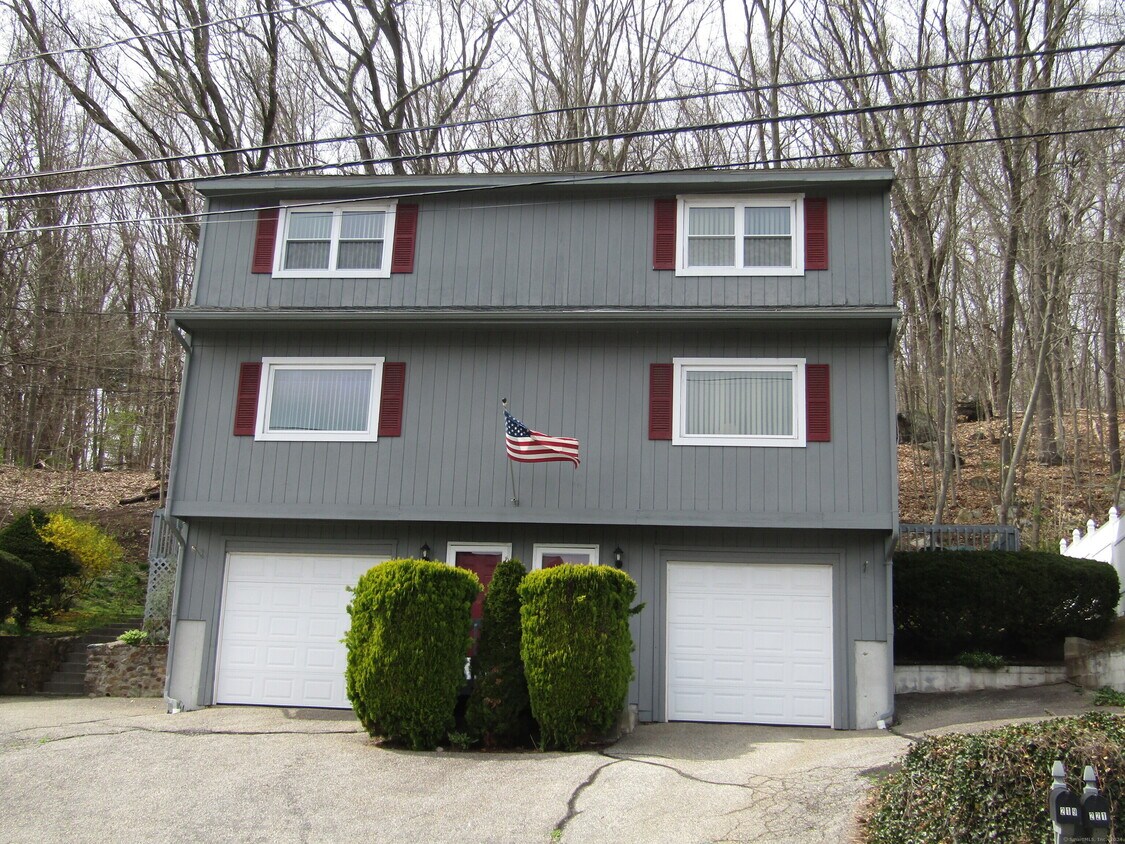 219 Beaver St, Ansonia, CT 06401 Room for Rent in Ansonia, CT