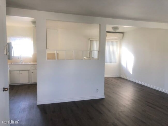 Building Photo - 2 br, 1 bath Apartment - 521 N Marguerita Ave