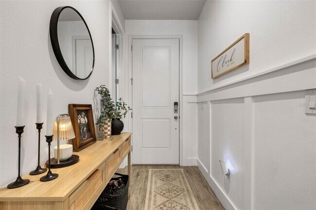 Foto del edificio - 5606 Silverbridge Trl