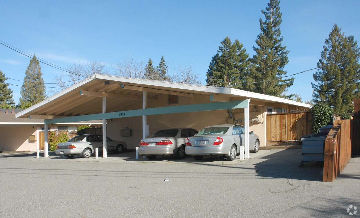 Building Photo - 1934 Montecito Ave