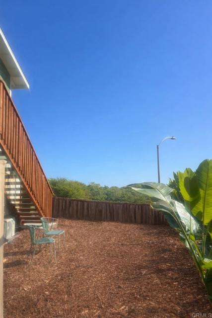 Building Photo - 337 S Barnwell St