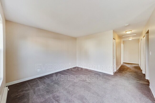 Foto del edificio - 2426 N Dearborn St
